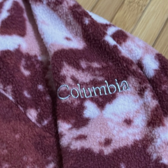 Columbia Fleece Lightweight Pink and Burgundy Tie-Dye Pullover - Picture 3 of 4